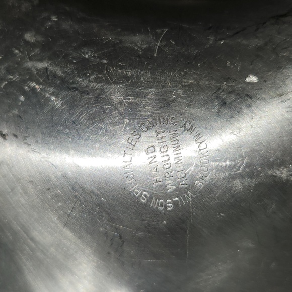 Vintage Wilson Specialities Wrought Aluminum Nut Bowl - Picture 4 of 4